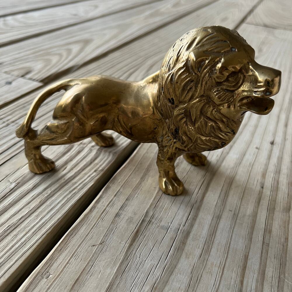 Vintage Bally's Grand Las Vegas brass lion decor piece figurine statue